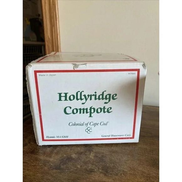 Hollyridge Compote Christmas Holiday Holly Red Berries Candy Nut Dish - Picture 7 of 7